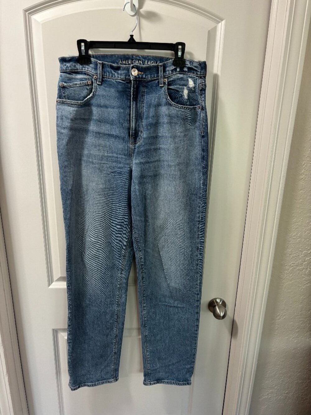 American Eagle Highest Waist ‘90s Boyfriend Jean